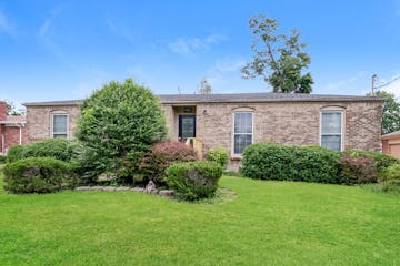 10509 Moonlight Way Louisville, KY 40272